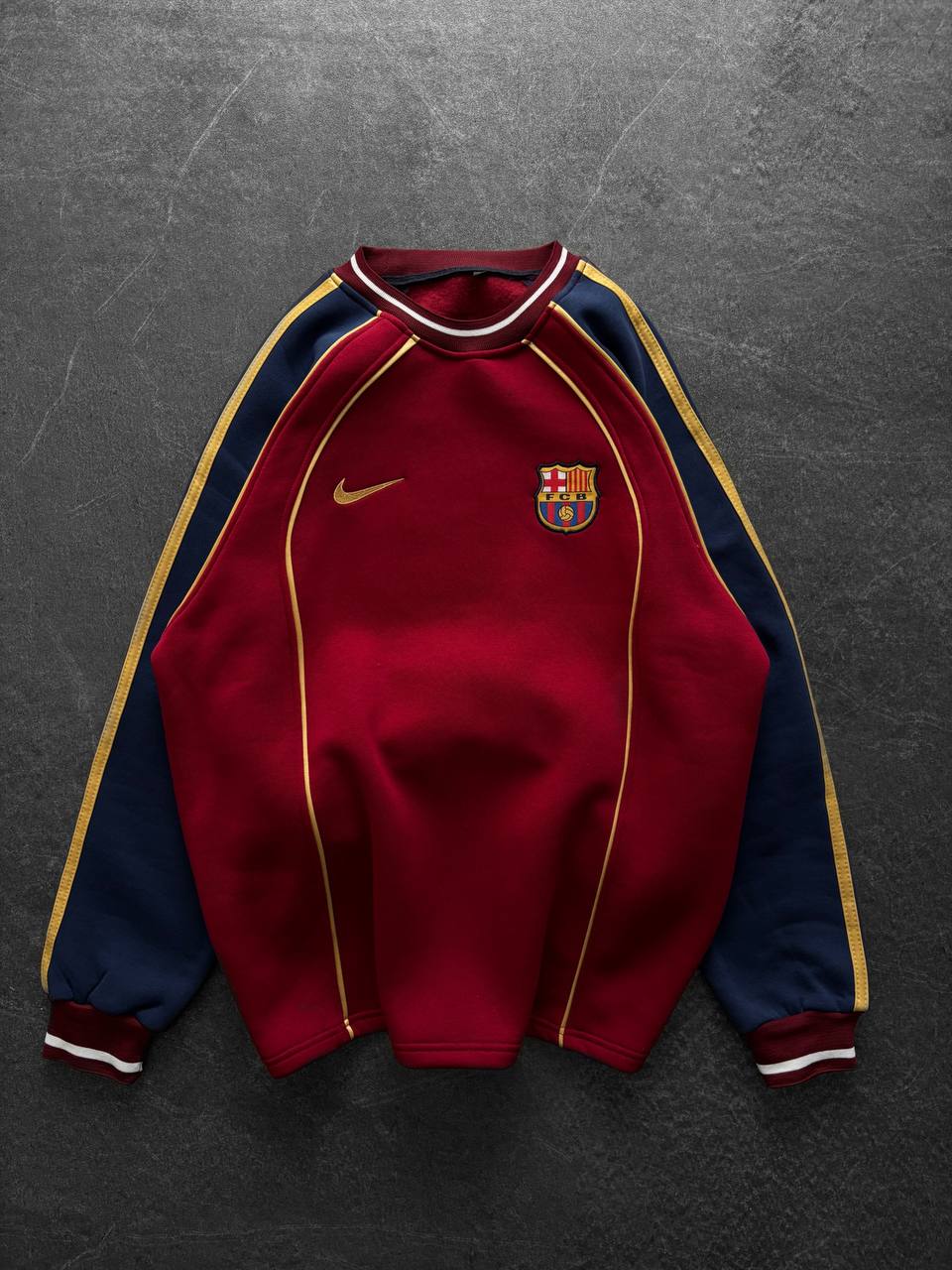 FC Barcelona Retro Piped Crewneck Sweatshirt