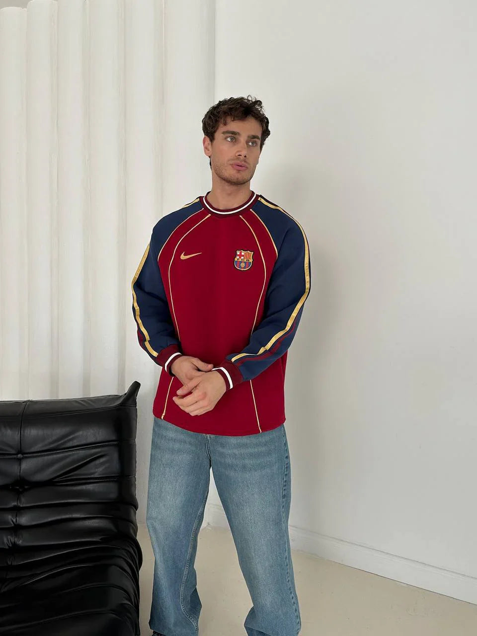 FC Barcelona Retro Piped Crewneck Sweatshirt