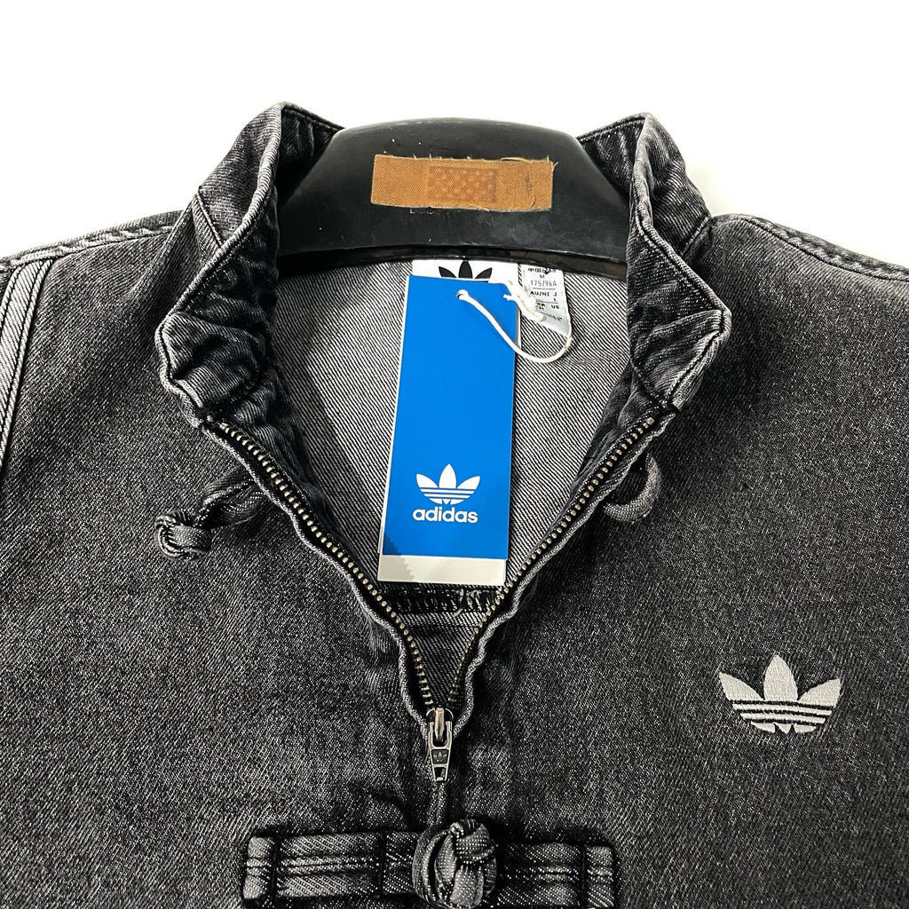 CNY Inspired Denim Mandarin Collar Jacket – Unisex Chinese Knot Streetwear Washed Denim Jacket